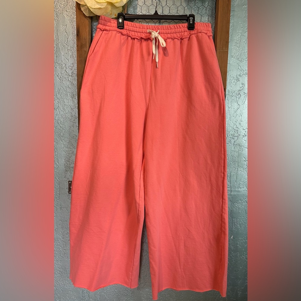 Brand New Zenana Outfitters Coral Peach Wide-Leg Sweatpants